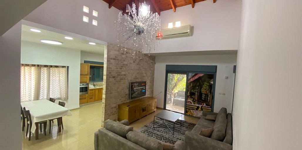 בית החמניות הוילה (1).jpg