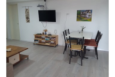 נוריתא - נוריתא בחצר