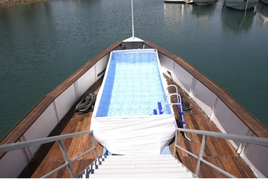 חוויה על המים אילת - מתחם החוץ והבריכה