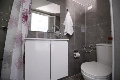 חוויה על המים אילת - יאכטה על המים