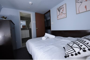 חוויה על המים אילת - יאכטה על המים