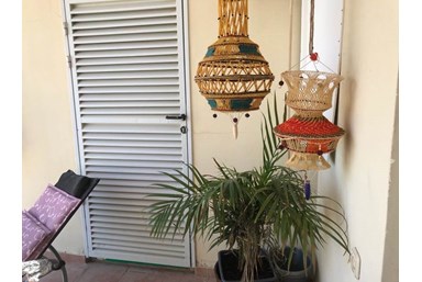 יעל דירות נופש על הים - המרפסות והסביבה