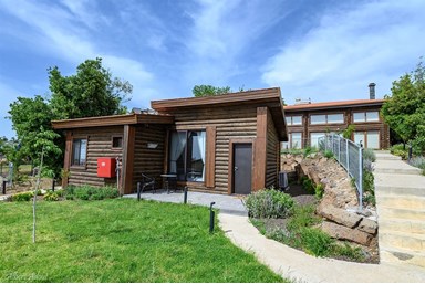 גן הדובדבנים - יחידות האירוח 