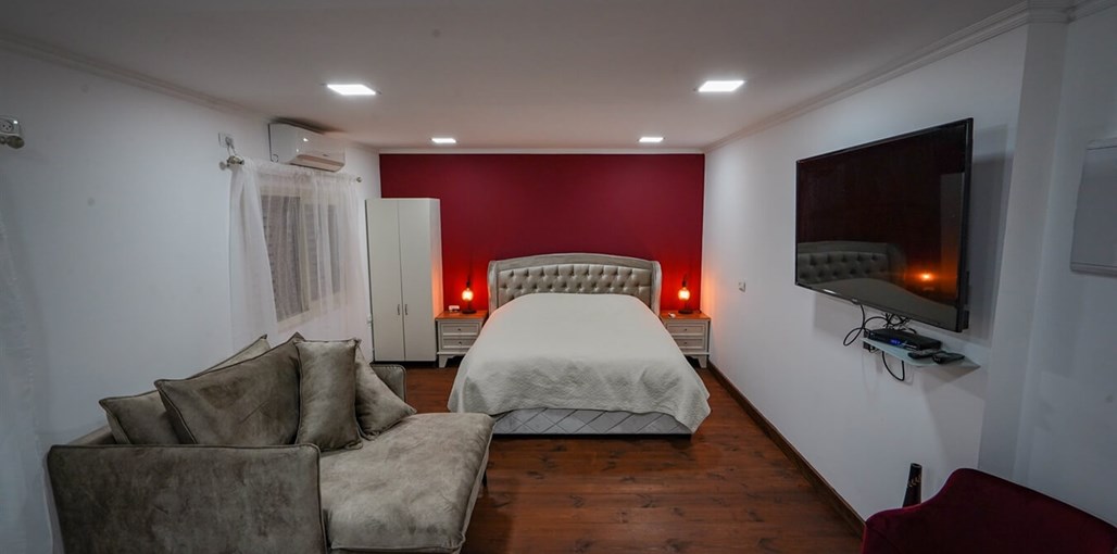 שושן אדום היחידה (5).jpg