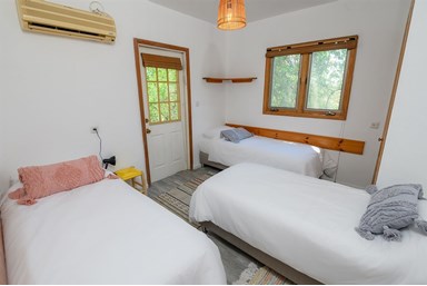 אדמאיה - קומה עליונה