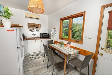 אדמאיה - קומה עליונה