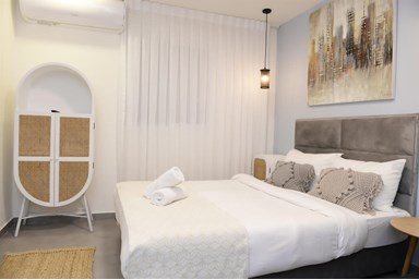 גפן ליד הים