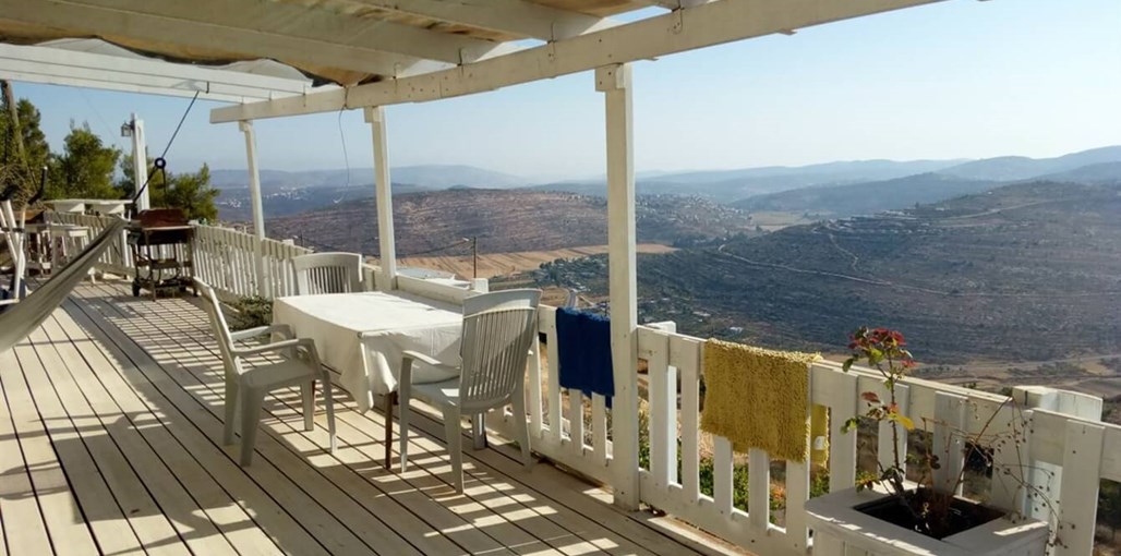 לינה בסלע לינה בסלע (18).jpeg