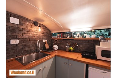 בס בוטיק בפרדס - artibus