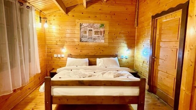 פינה ברמות בקתת גולן (2).jpg