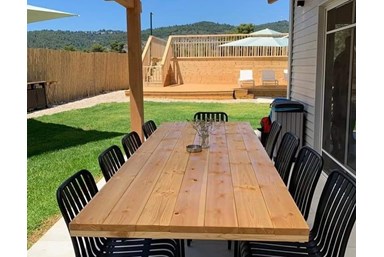 סוויטות שמחה במשפחה - החצר והבריכה 