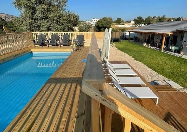 סוויטות שמחה במשפחה חצר (1).jpg