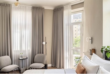 מלון נואל - Hotel Noel - סוויטה עם מרפסת