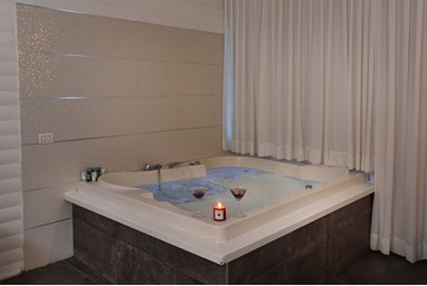 אחוזה בלבן - בקתות העץ