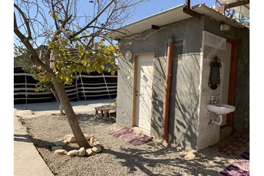 חאן אלסרה Alsira Khan - בסביבה