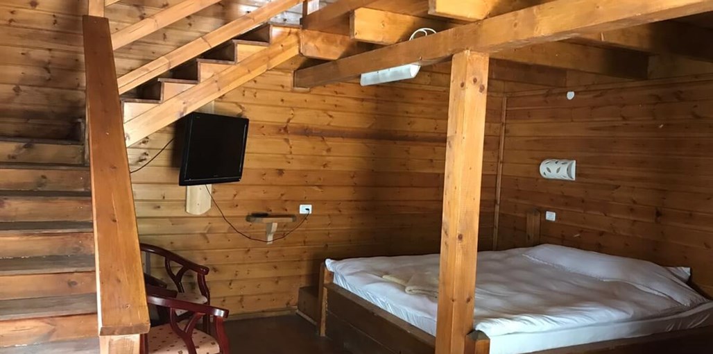 הרים באופק קומת גלריה (2).jpg