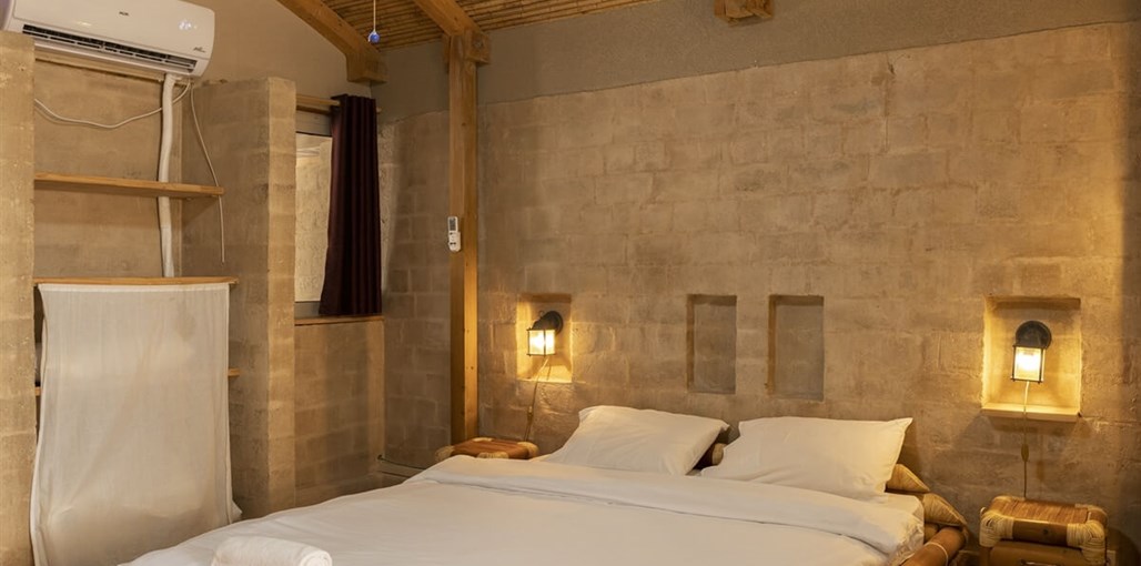 מואה נווה - מדבר חדר זוגי.jpg