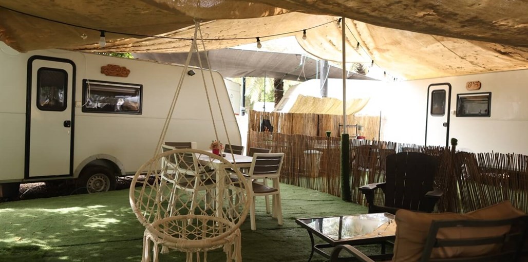 הקראוון של ויויאן הקראוון של ויויאן (6).jpg