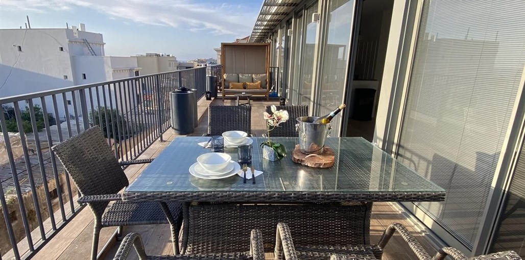 ולנסיה אקסקלוסיב ולנסיה אקסקלוסיב - המרפסת והסביבה (10).JPG