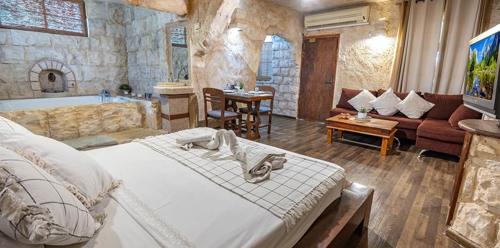 חלום במערה שהם (8).jpg