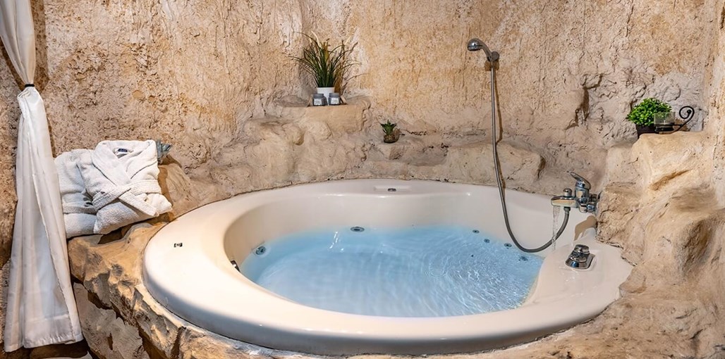 חלום במערה ספיר (11).jpg