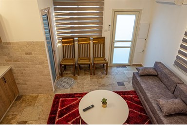 סוויטות נאשד בריכת רם