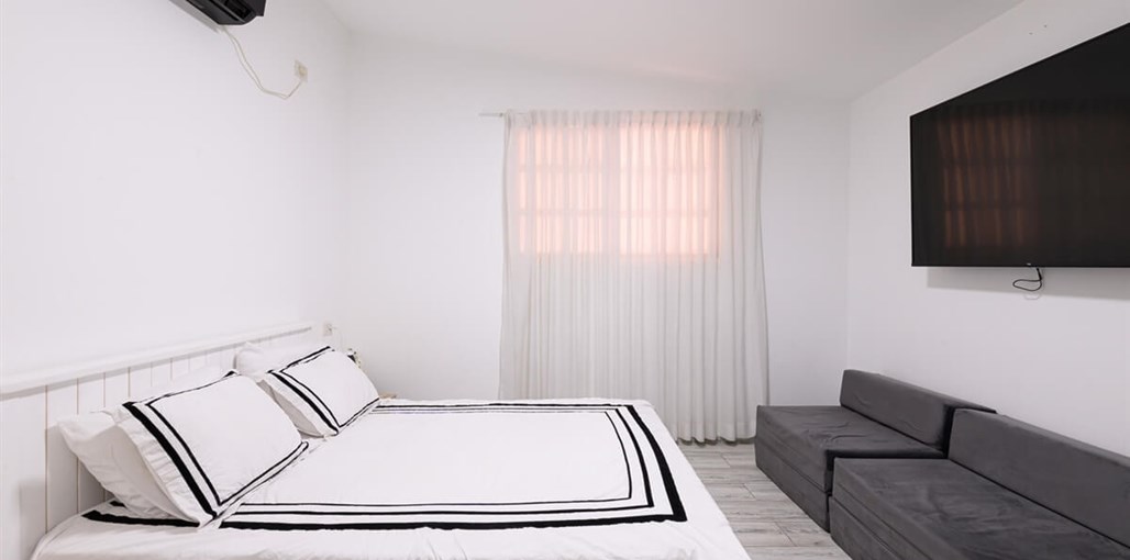 חלומות בגבעה פנים (2).jpg