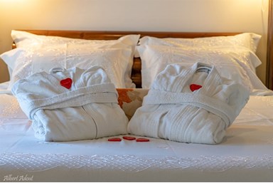 דובדבן בגולן - לזוגות בלבד - הצימרים