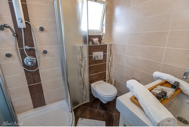 דובדבן בגולן - לזוגות בלבד