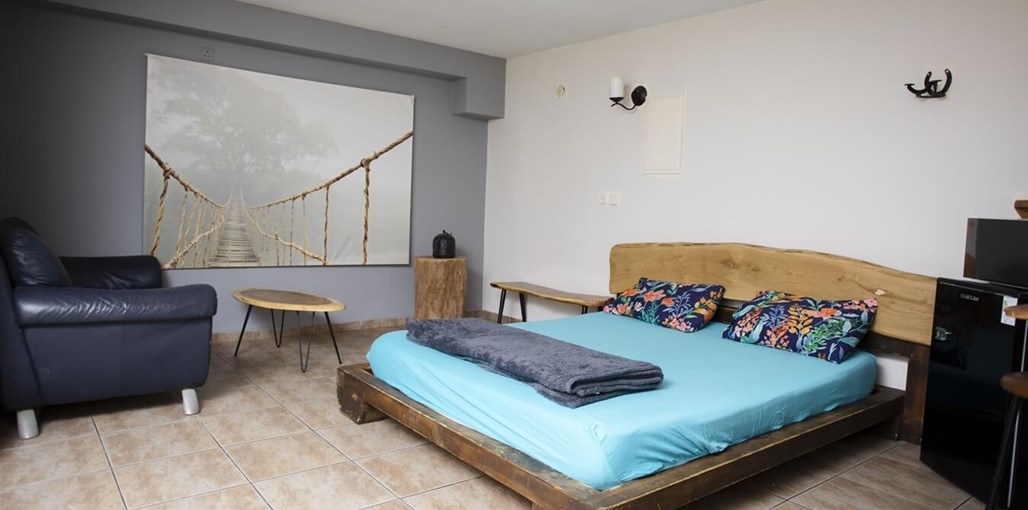 סוויטות בנימין סוויטת תכלת (1).jpg