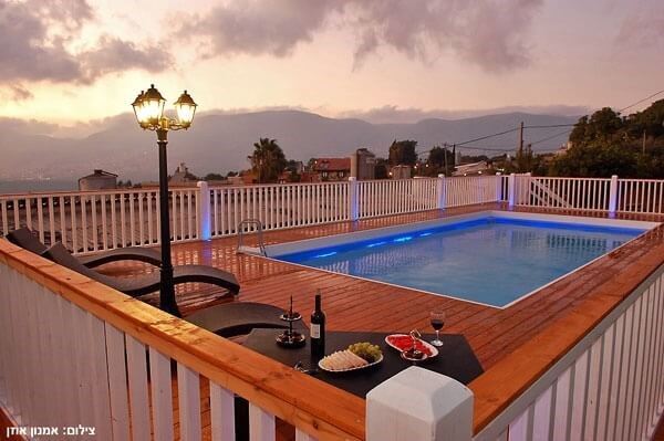 נוף מרים חצר (1).jpg