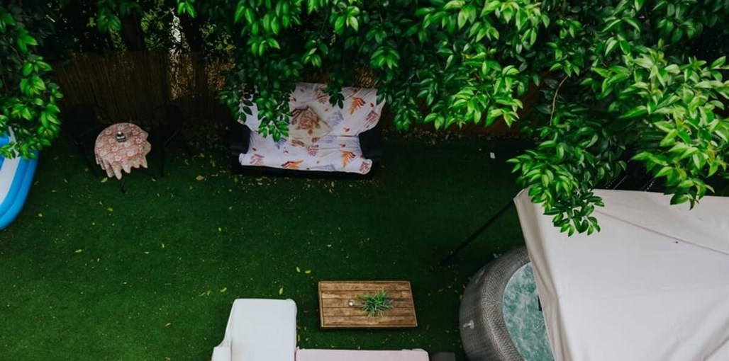 בין הפרדס לנחל 11.jpg