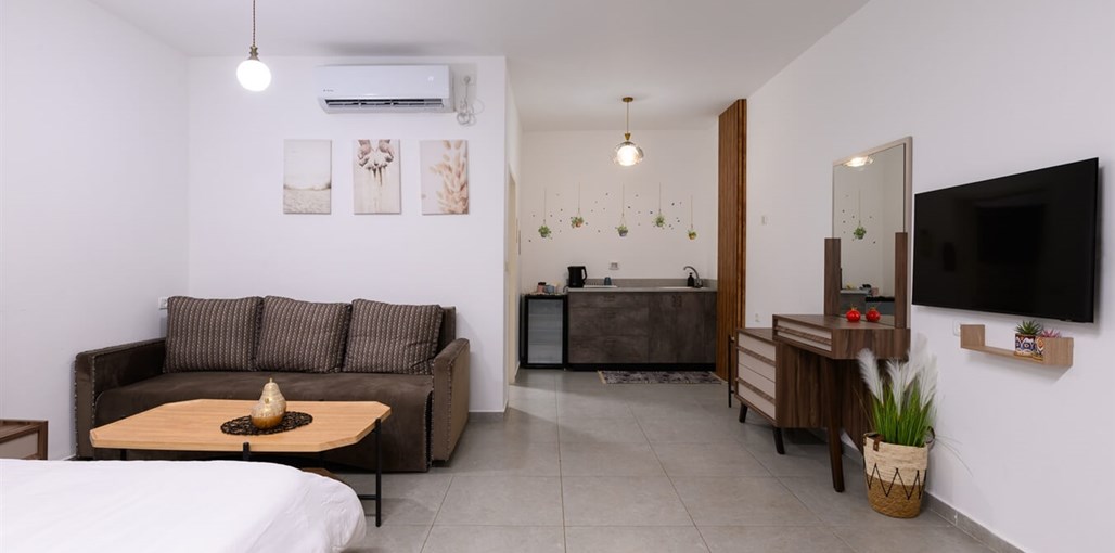 נוף לים סוויטה 2 (5).jpg