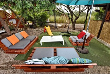 פינה במעיין - מתחם החוץ