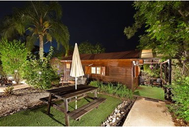 פינה במעיין - הבקתות הרומנטיות