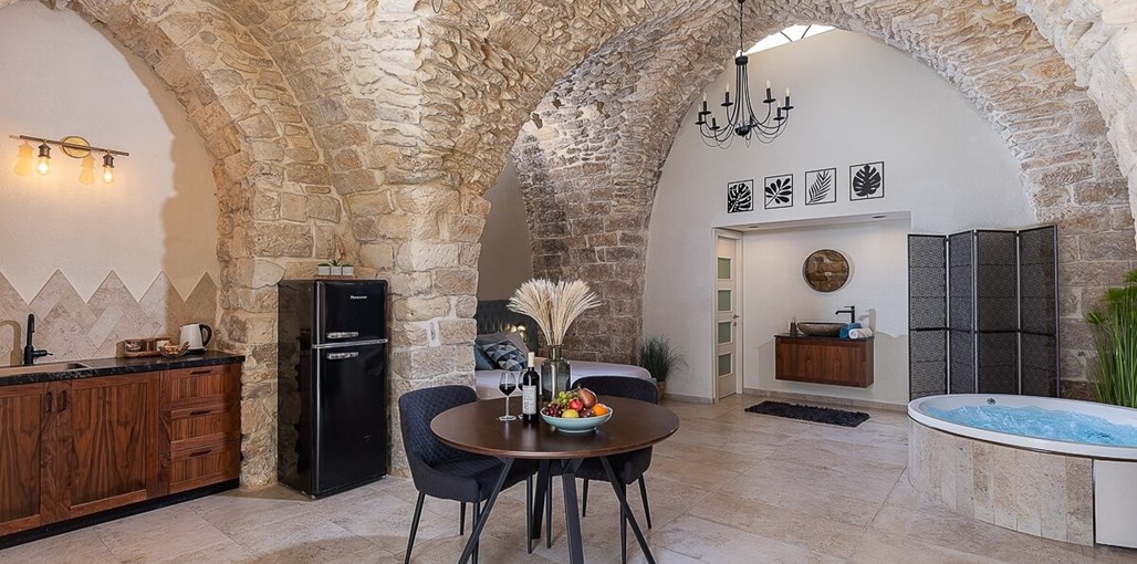 צימרים אבן בוטיק בוטיק מיכאל (1).jpg