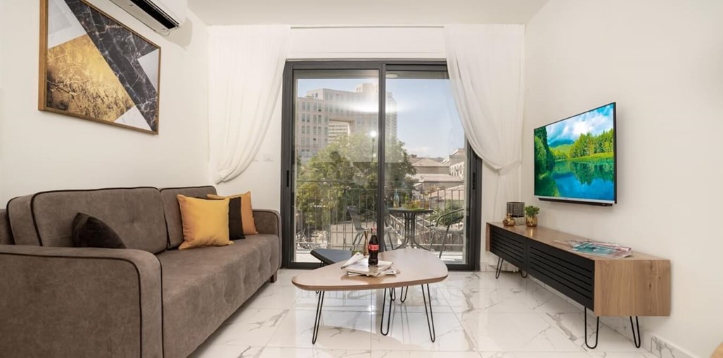 דירות לב אבן ישראל דירה 10 (2).jpg