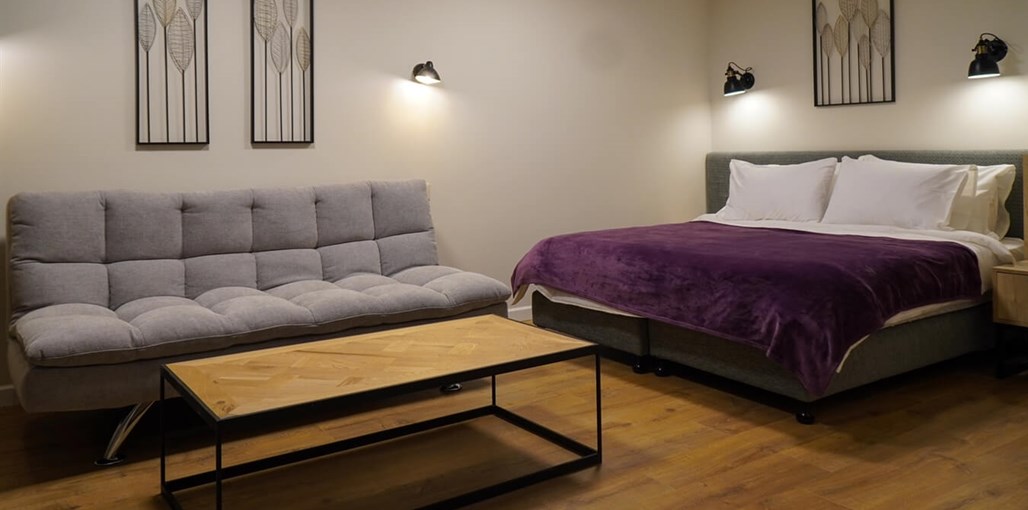 אפרטיק הוטל - Apartique Hotel קומפורט ללא חלון (5).jpg