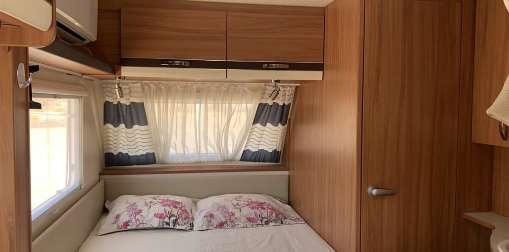 קרוואן בלב מדבר קראוון בלב מדבר (6).jpg