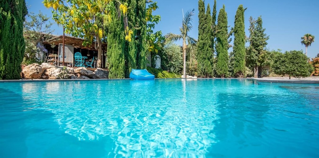 סוויטות פלינה חצר (5).jpg