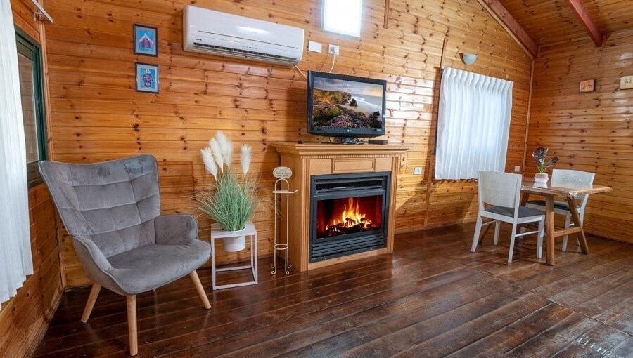 בקתות הקשת מול הקשת (7).jpg