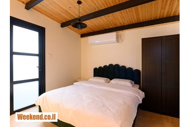 בקתות אתנחתא בשדה