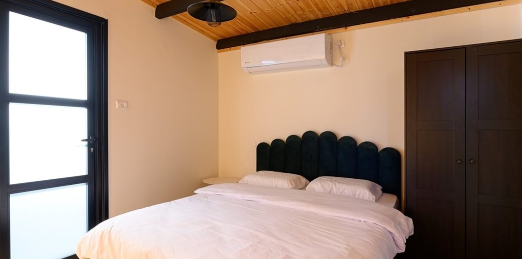 בקתות אתנחתא בשדה פנים (1).jpg