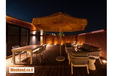 בקתות אתנחתא בשדה - מתחם החוץ