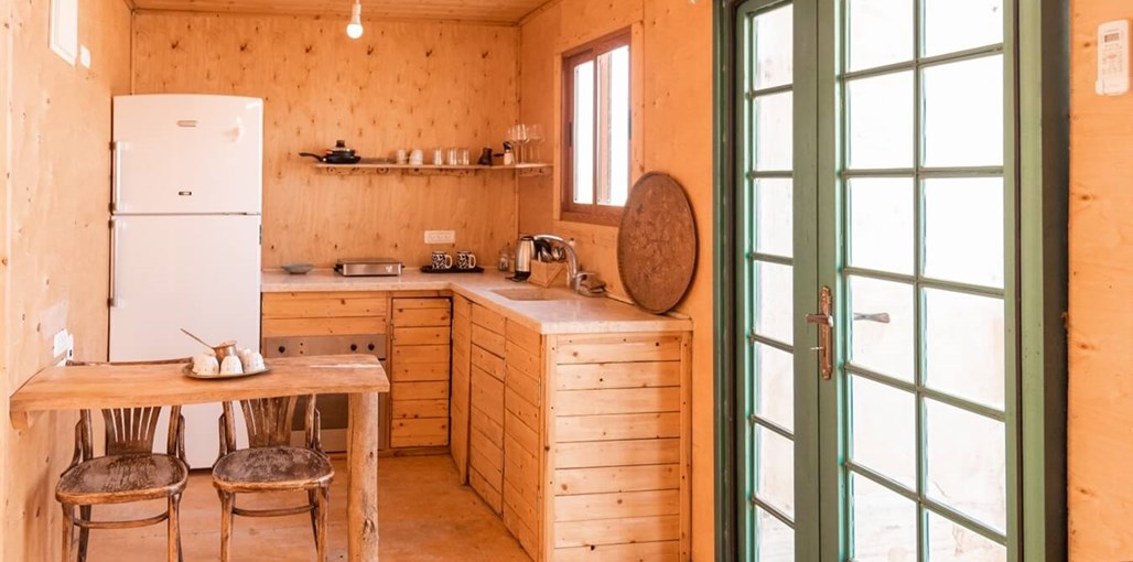 חאן ספר המדבר המשאית (10).jpg