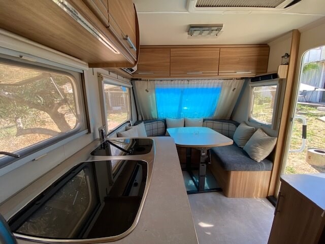 הקראוון של אלון הקראוון (5).jpg