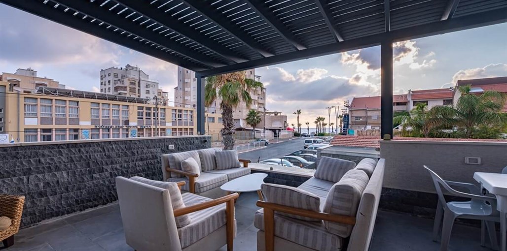 לונא דירת בוטיק מול הים לונא דירת בוטיק (15).jpg