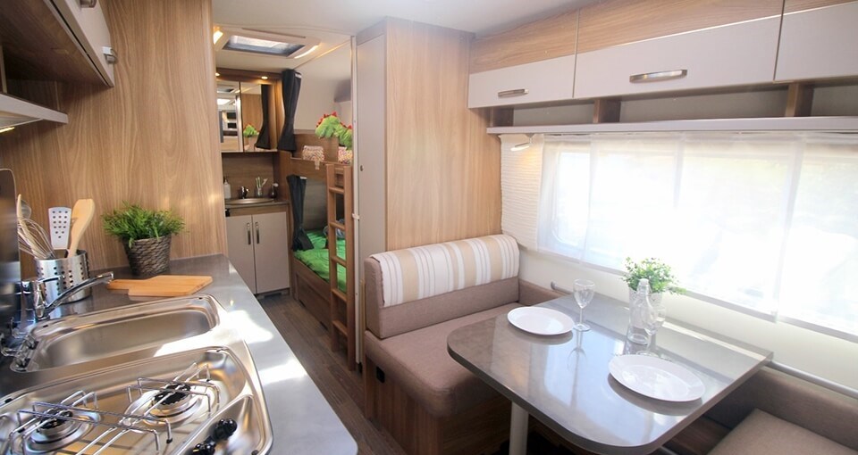 בצת על הים - גלמפינג קמפינג וקרוואנים קרווואנים (2).jpg