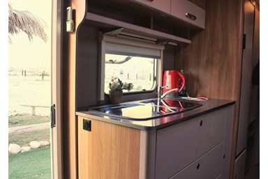 בצת על הים - גלמפינג קמפינג וקרוואנים