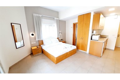 מלון דה קארדו - De Cardo Hotel - דירת אירוח לזוג